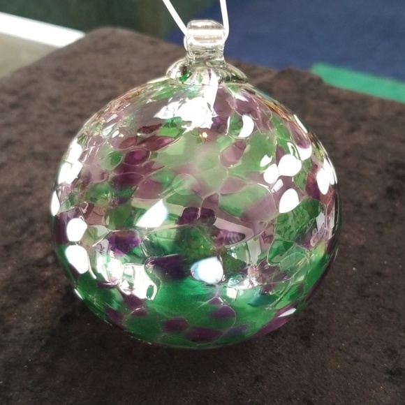 Friendship Ball- The Joker - Picture 2 of 4